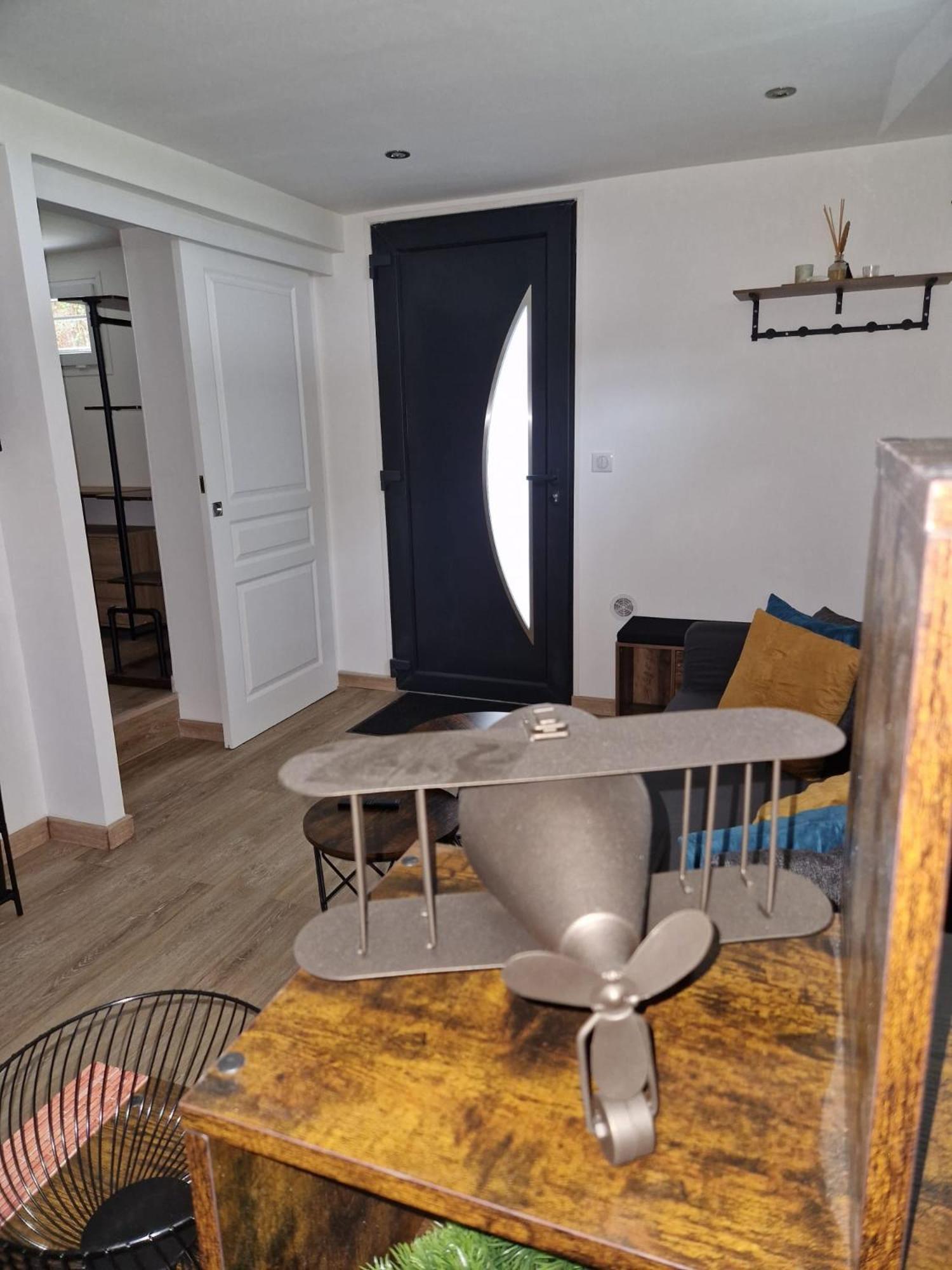 Charming Apartment Near La Defense, Paris เบอซองส์ ภายนอก รูปภาพ